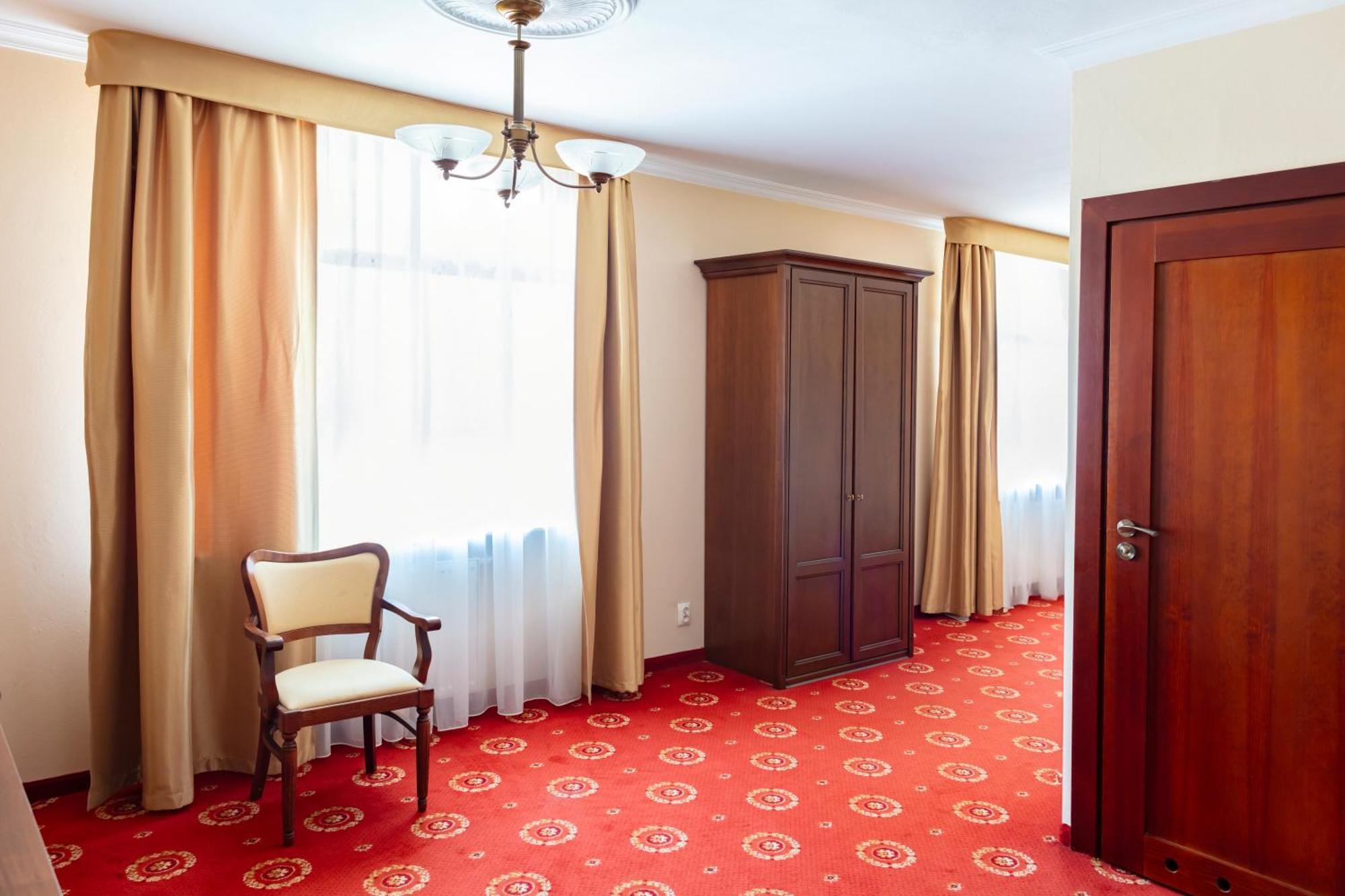 Hotel Arkadia Royal Warsaw Exterior photo